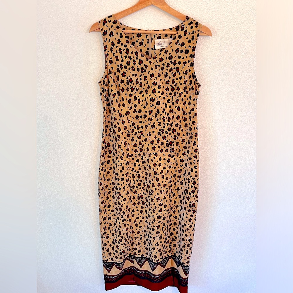 Vintage Kathie Lee sleeveless long dress. Animal print.